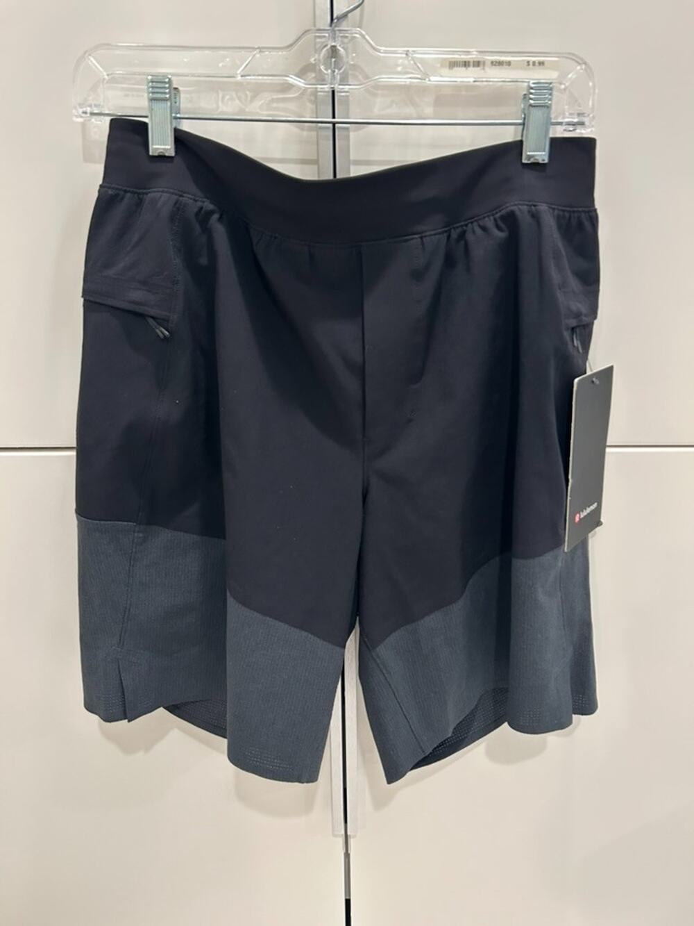 Lululemon Namaste At The Beach Short 8in Mens M Black Obsidian NWT Swim Trunks
